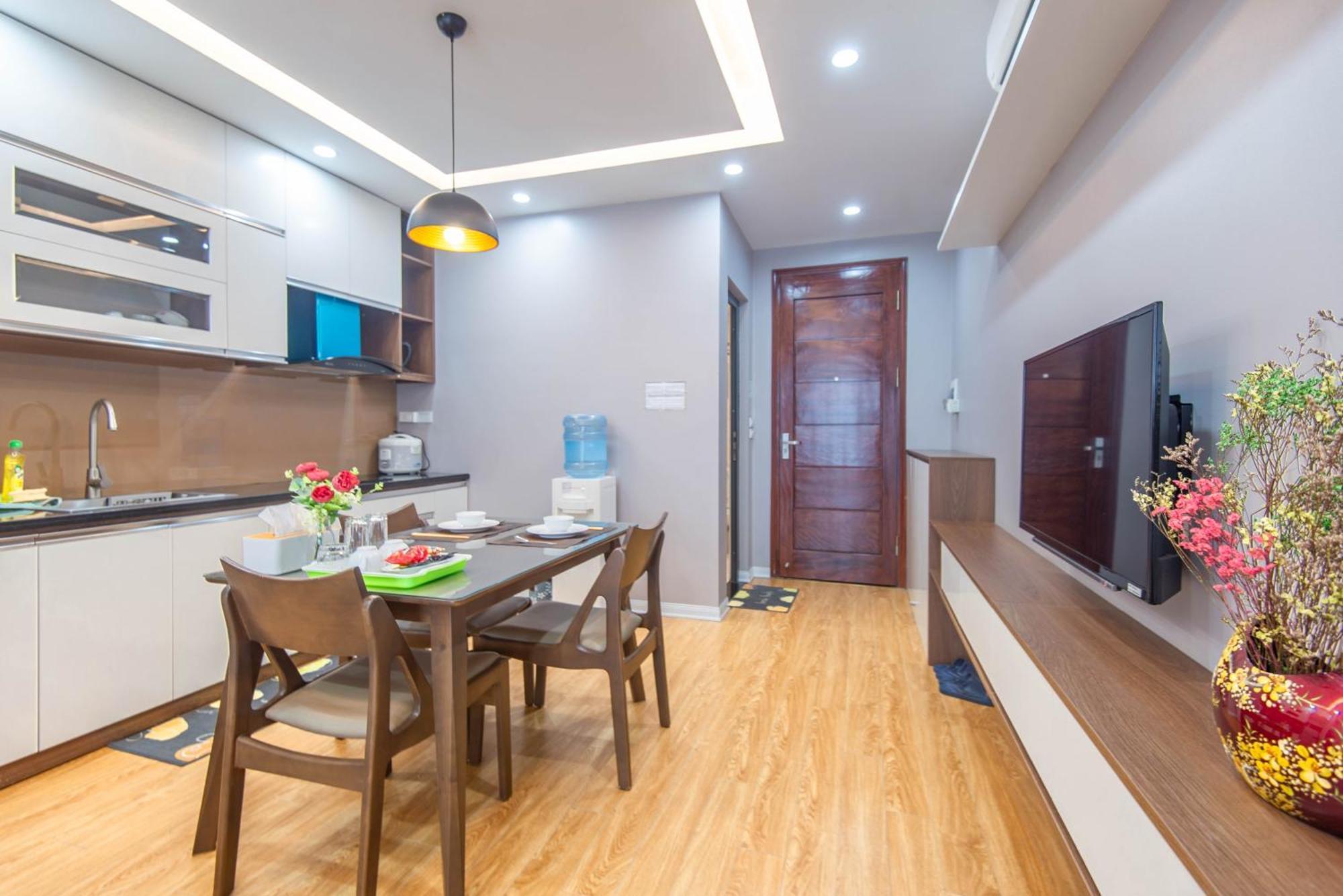 22Housing Linh Lang Hotel & Residence Hanoi Exterior photo